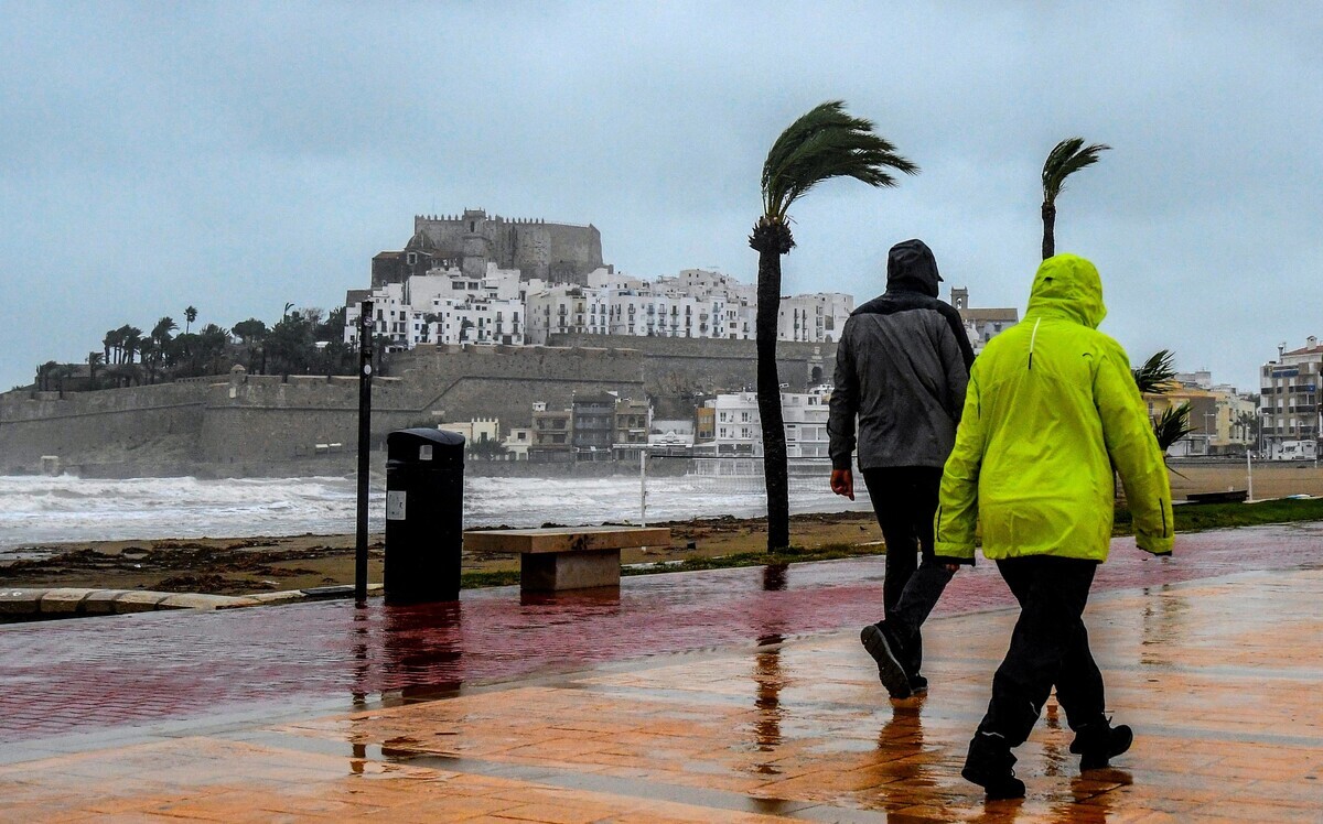 Incessant rain continues in Spain with arrival of Storm Laurence