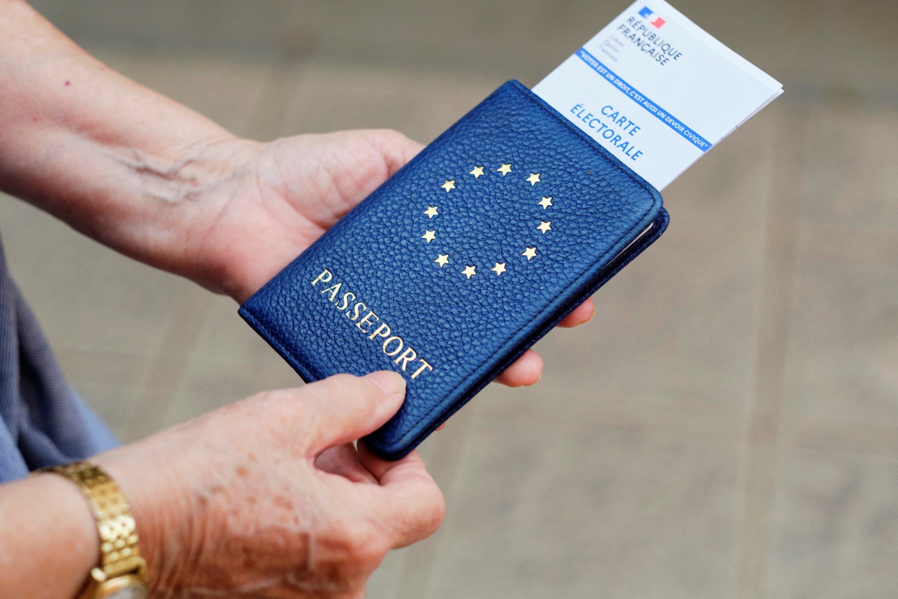 Which countries in Europe grant the most citizenships to foreign residents?