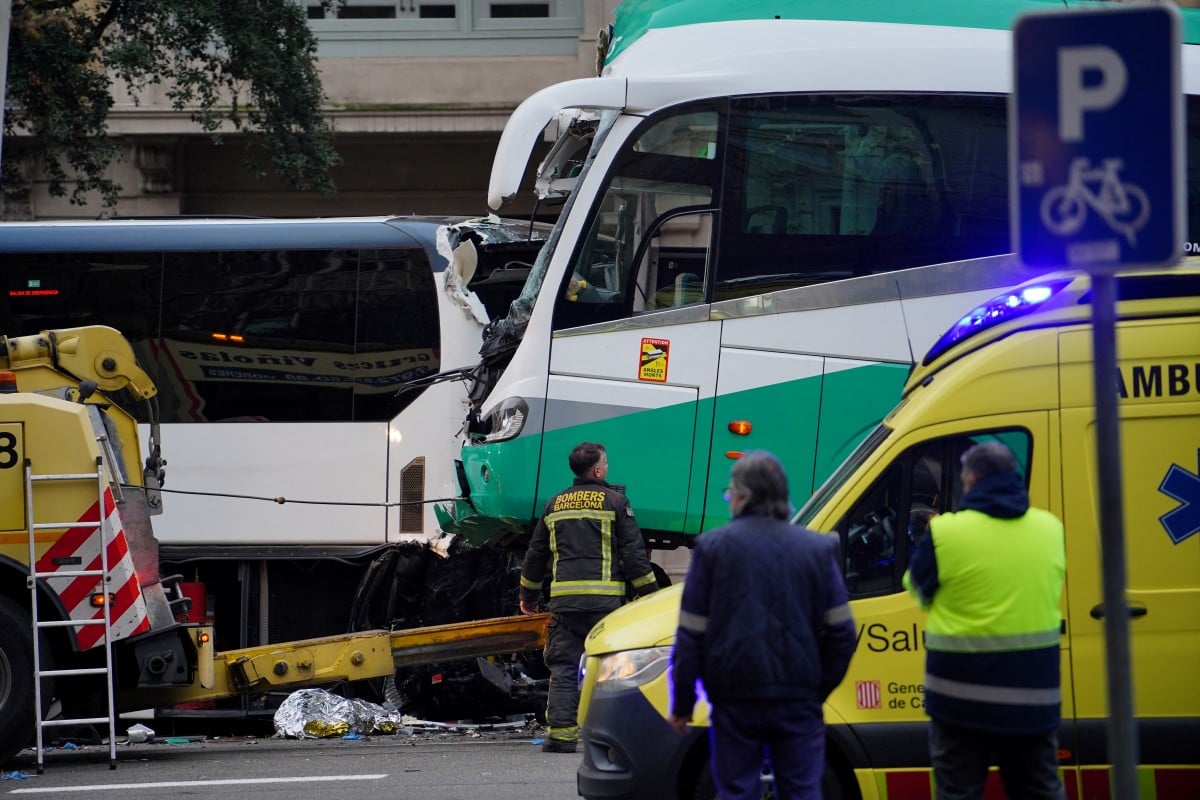 51 injured as two tourist buses collide in Barcelona