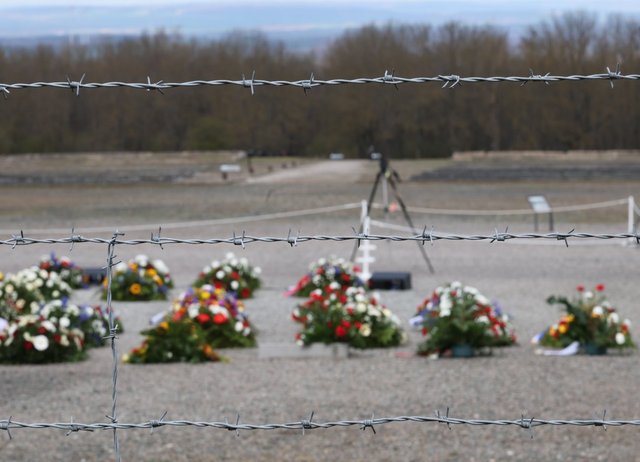 Germany snubs Russian and Belarusian envoys at World War II memorial