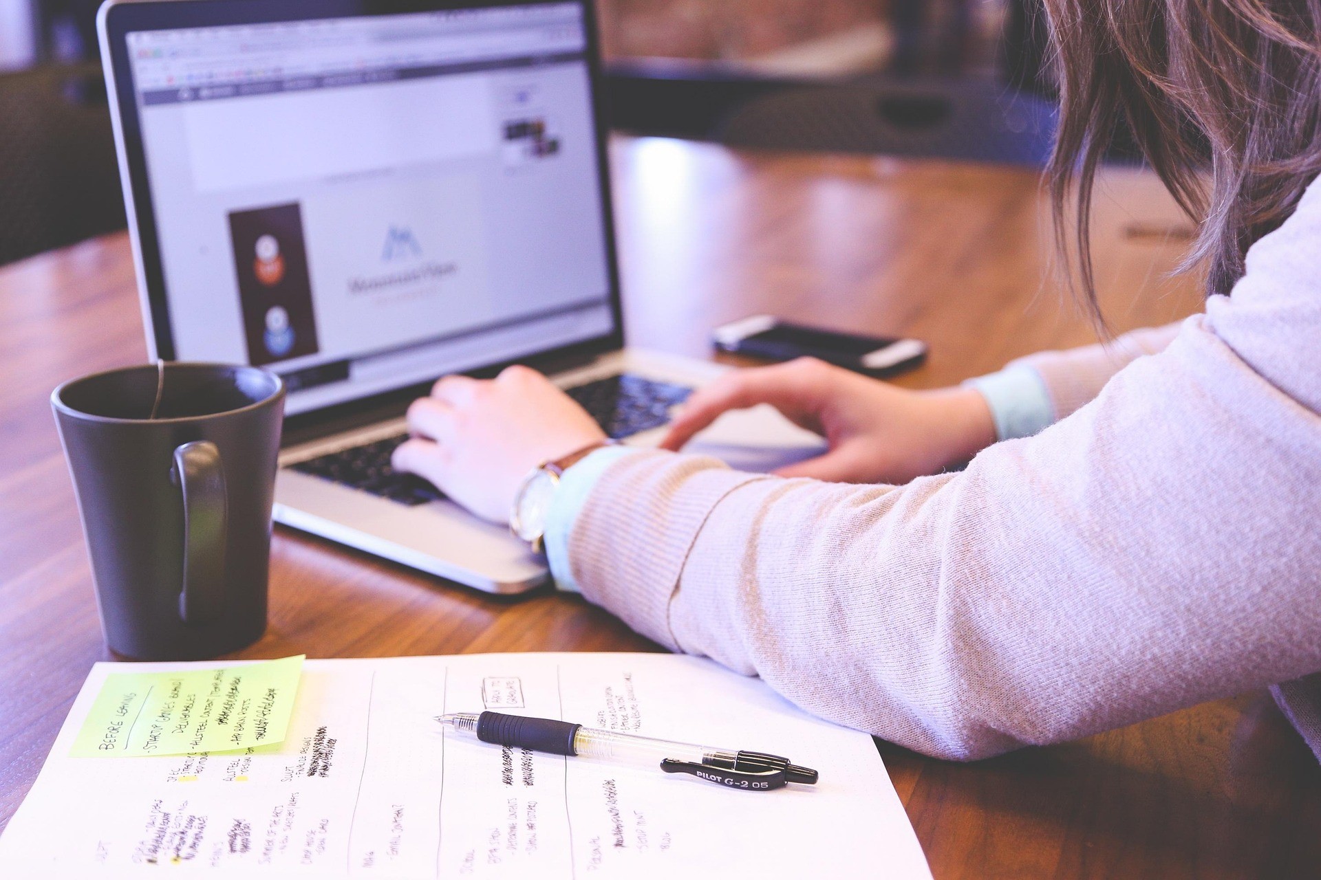 startupstockphotos student 849822 1920