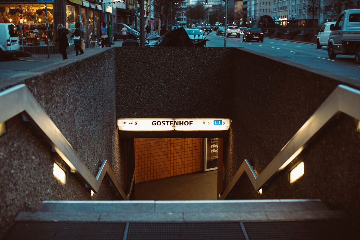 an entrance to Gostenhof underground station