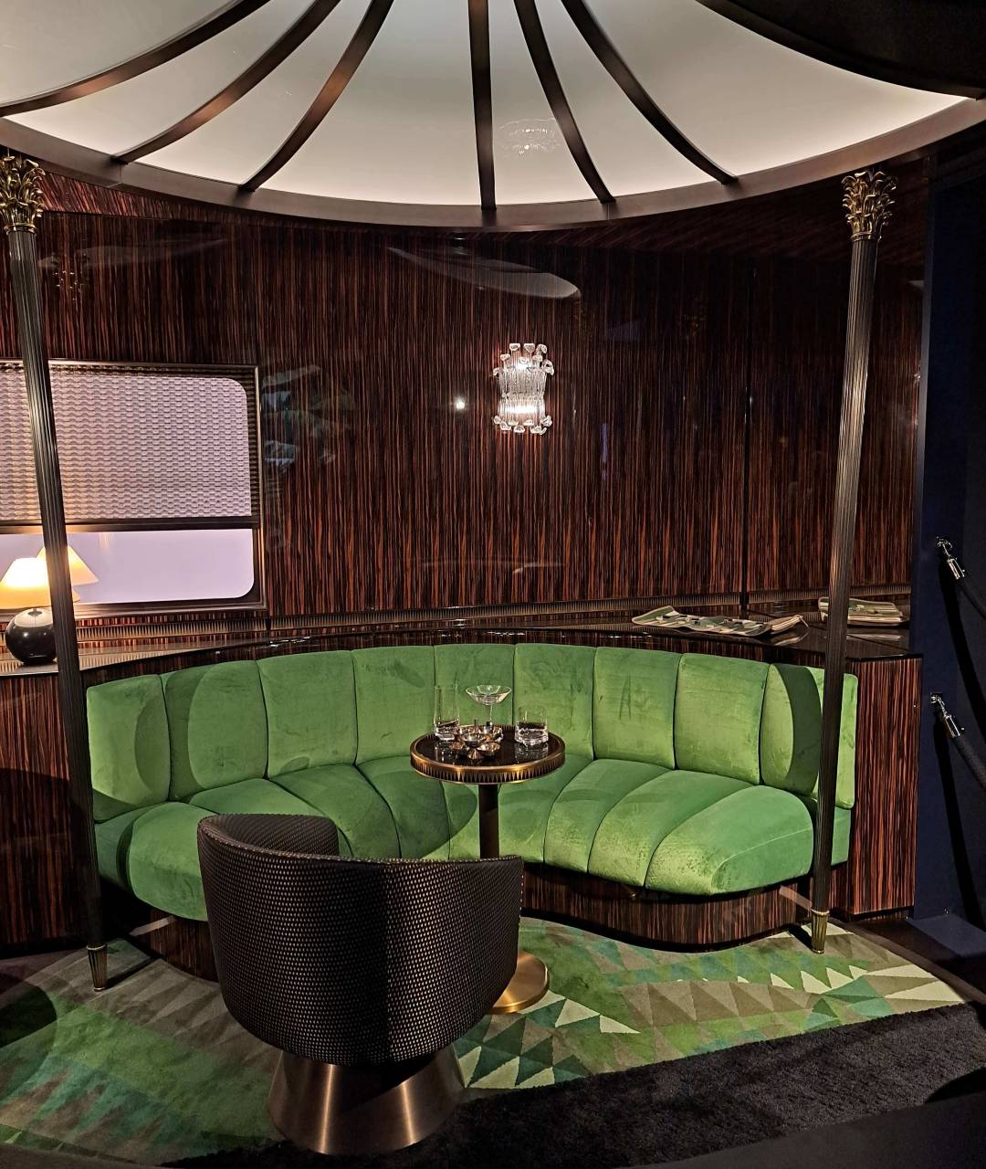 Военная служба, заварные пироги и золотая эпоха поездов на поезде