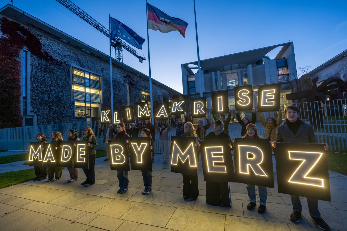 Германия отменит повышение налога на авиаперевозки в следующем году