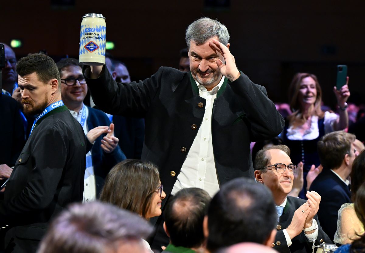 Markus Söder (CSU), Minister-President of Bavaria, with beer mug
