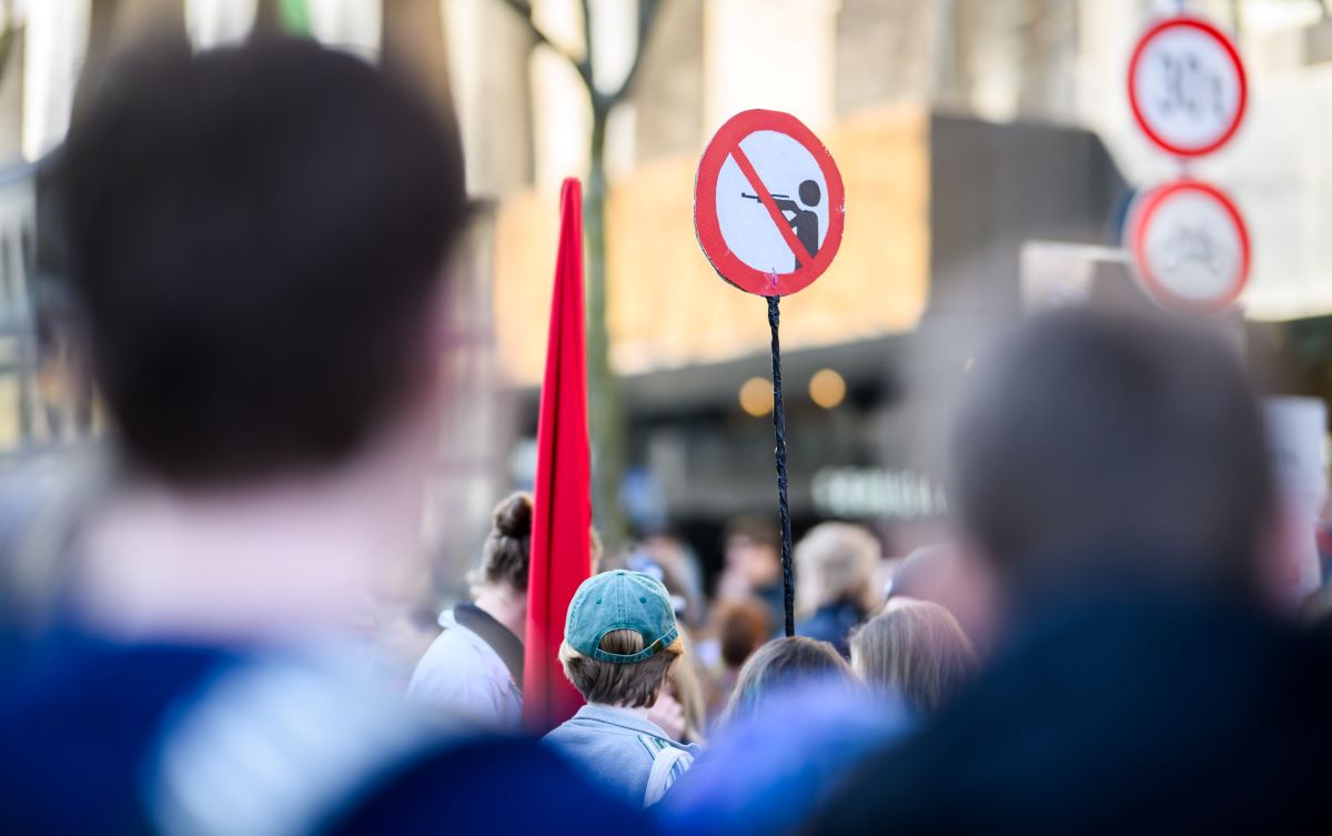Schoolchildren demonstrate against compulsory military service in Hanover.