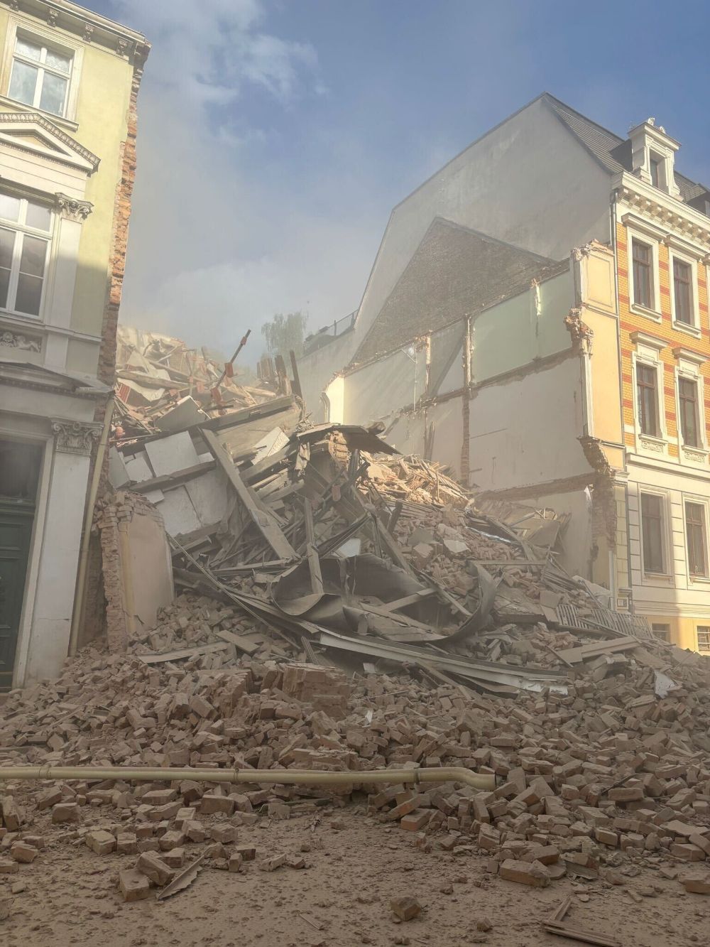 A pile of rubble is seen between buildings in Gorlitz.