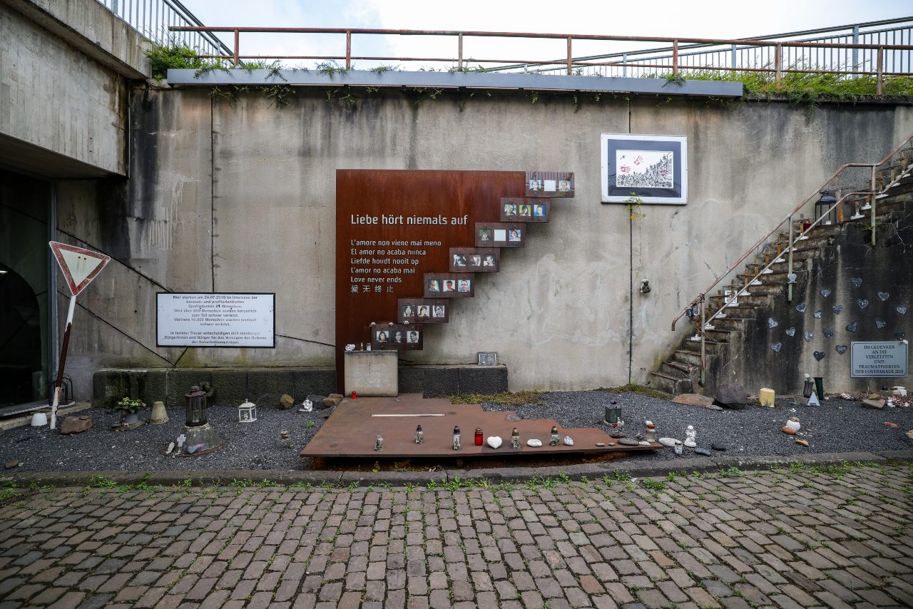 Love Parade victims memorial Duisburg 
