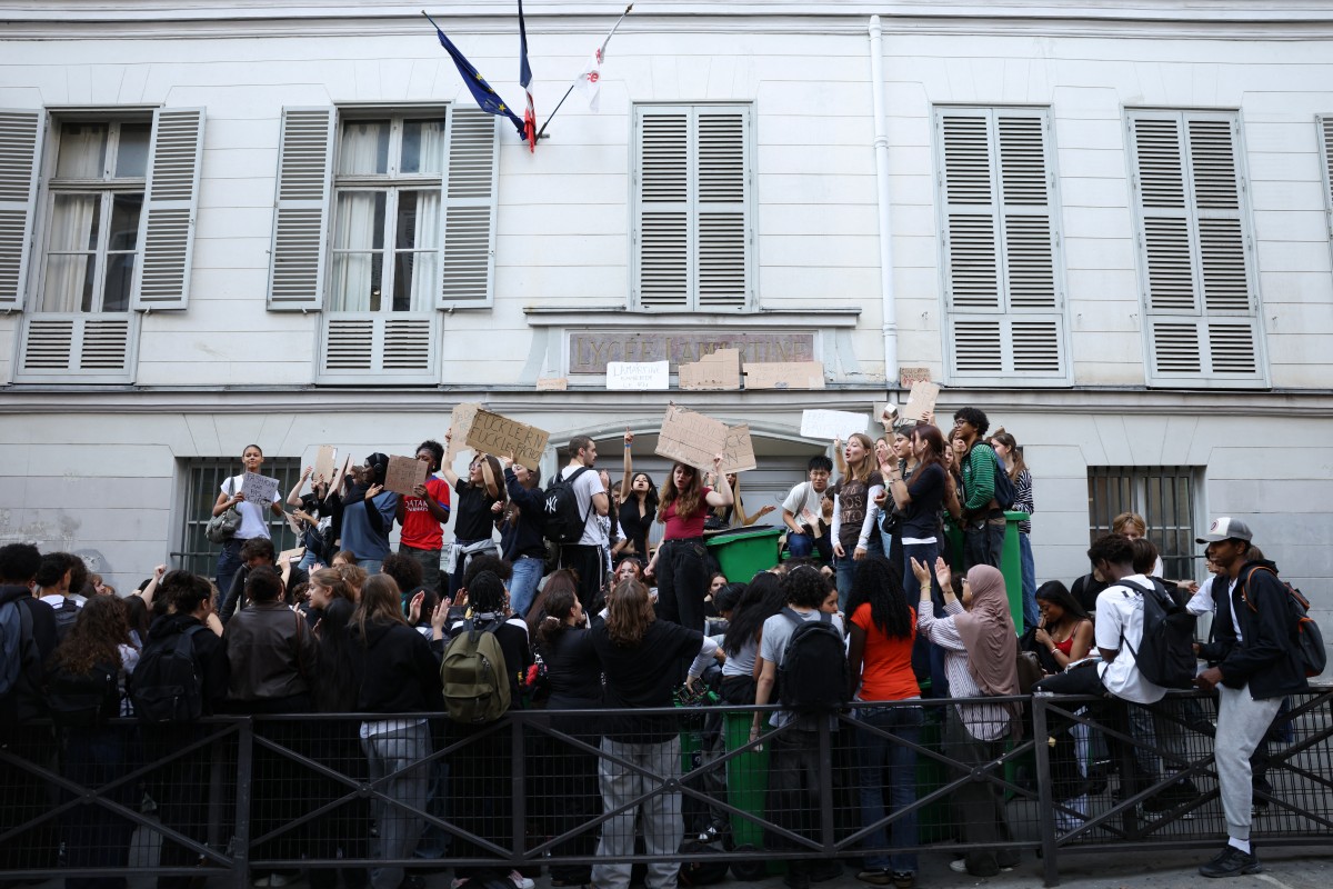 Students carry out a blocking protest at the Lycee Lamartine secondary school during a day of nationwide public sector strikes and demonstrations, in Paris, on September 29, 2026.