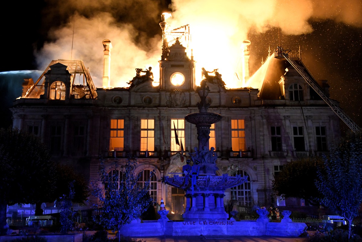 Limoge town hall fire
